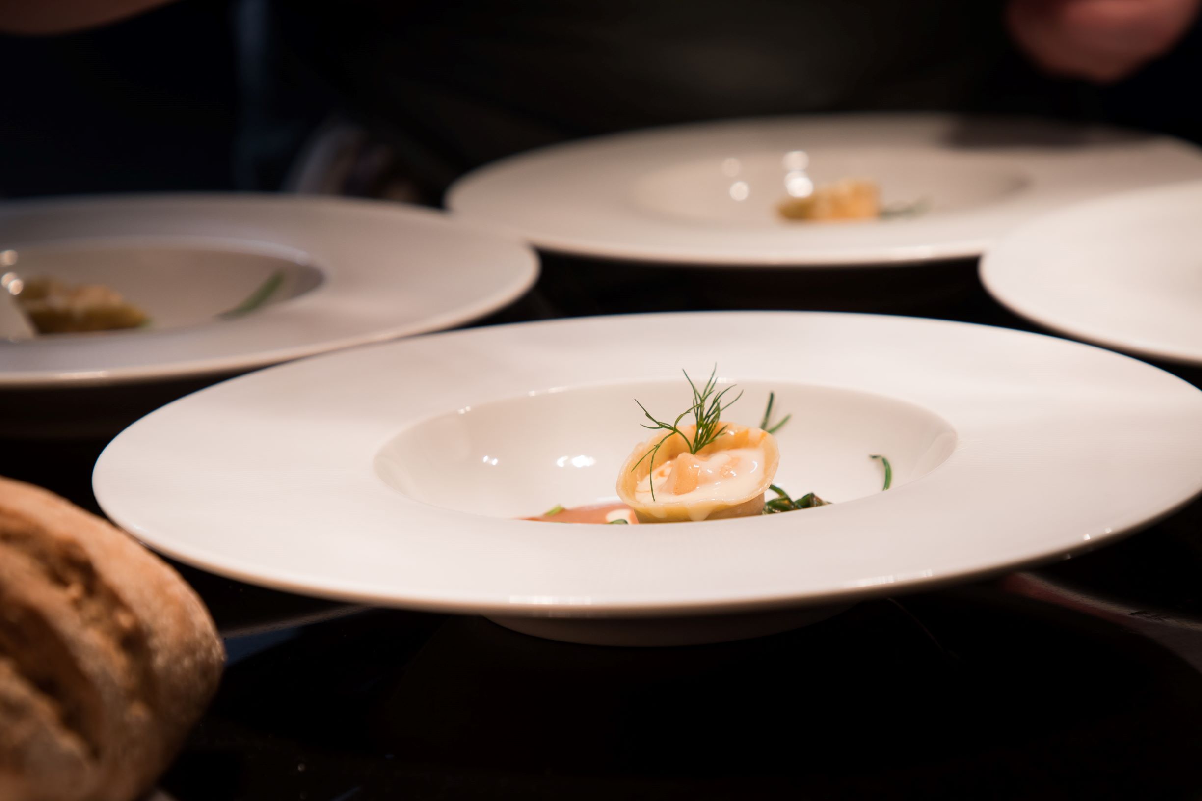fine dining plates suppliers
